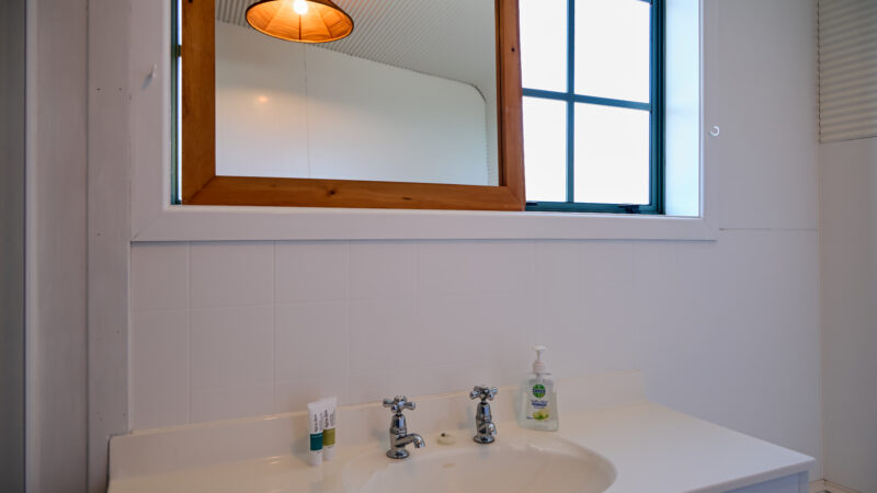 240725-97-ludstone-road-075559