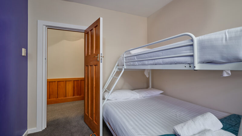 240725-97-ludstone-road-075711